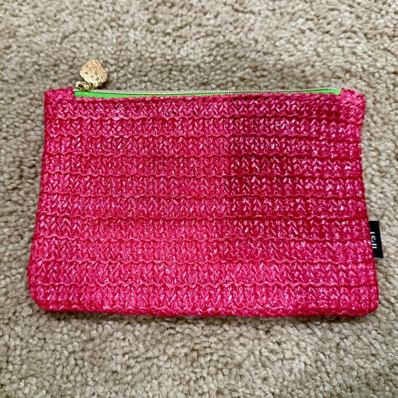 Ipsy Strawberry Wicker Makeup Bag Toiletry Bag Pencil Pouch Trap Sack - Picture 1 of 3